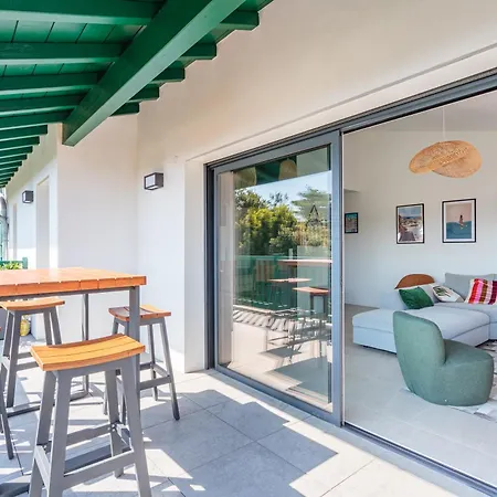 Bel Avec Terrasse Vue Rhune, Parking Et Proche Des Plages De Bidart