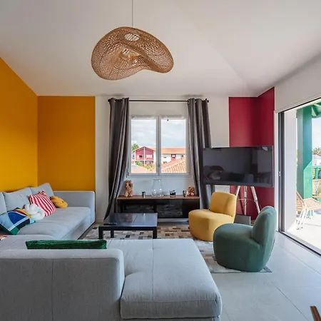 Bel Avec Terrasse Vue Rhune, Parking Et Proche Des Plages De * Bidart