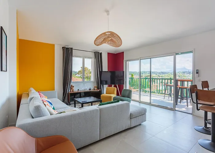 Appartamento Bel Avec Terrasse Vue Rhune, Parking Et Proche Des Plages De